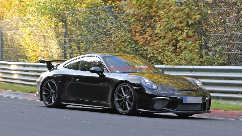 The 2017 Porsche 911 GT3 will get a great facelift to go with the manual everyone wants